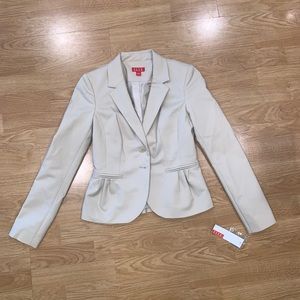 NWT Beige Blazer by Elle Size 2
